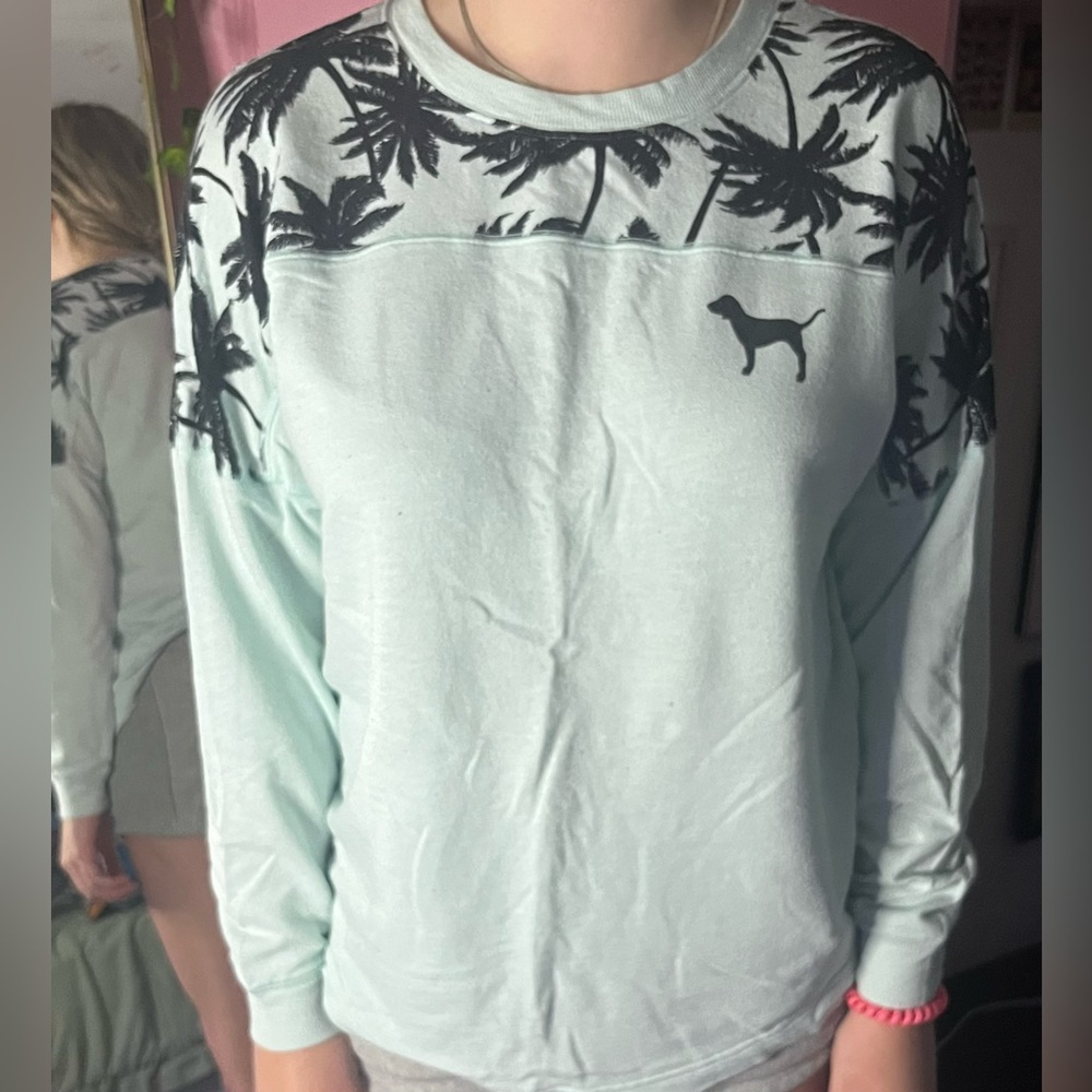 PINK Victoria Secret long sleeve tee